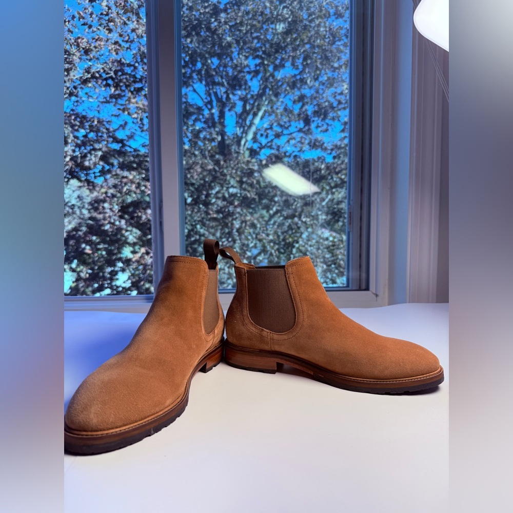 COLE HAAN MENS TAN SUEDE BERKSHIRE LUG CHELSEA BOOTS SIZE 8 MEDIUM - Picture 11 of 16